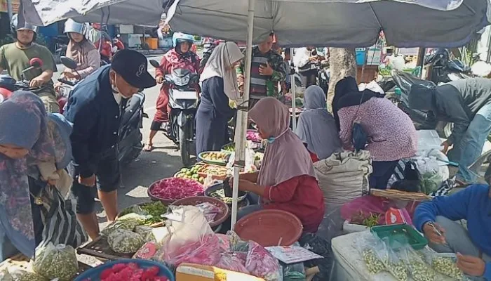 Penjual Bunga Ziarah di Kota Tegal Ketiban Berkah