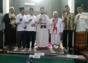Delegasi Palestina Syeh Achmad Husen Memberikan Ceramah Usai Sholat Jumat di Masjid Agung Tegal