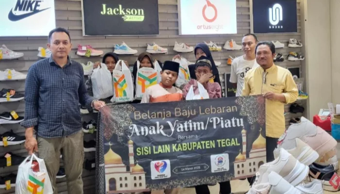 SLKT Belanja Baju Lebaran untuk Anak Yatim Piatu dan Dhuafa
