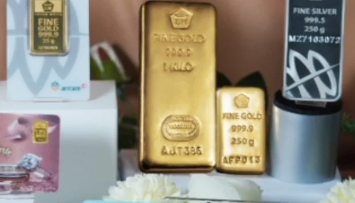 Harga Emas Antam Kembali Turun Dipicu Sentimen Global,  Berikut Daftarnya