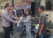 Gratis Polisi Serahkan Barang Bukti Sepeda Motor Kepada Pemiliknya