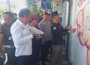 Tim Gabungan Gelar Aksi Bersih-bersih Vandalisme di Kawasan Kota Tegal