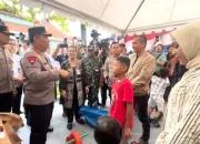 Cek Pelayanan Arus Balik Lebaran 2025 di Stasiun Tawang, Kapolri Dorong Pemudik Gunakan Kereta Api