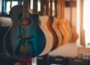 Pemilihan Gitar Akustik bagi Pemula Sangat Penting dalam Meningkatkan Skill
