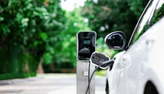 Mobil Listrik, Transformasi Industri Otomotif