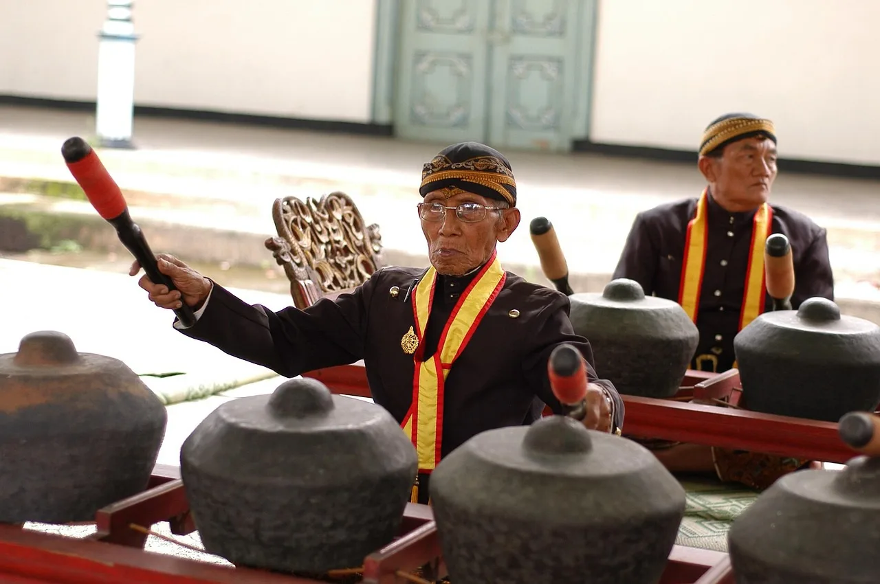 Gamelan Alat Musik Tradisional Jawa Tengah yang Menawan