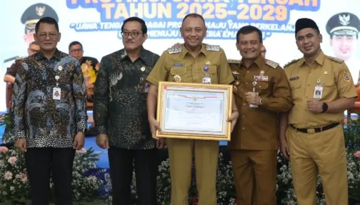 Terus Berprestasi! Pemkot Tegal Raih Penghargaan PEKPPP Tahun 2024