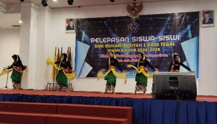 Sukses, SMK Mutu Kota Tegal Gelar Pelepasan Siswa Tahun Ajaran 2024-2025