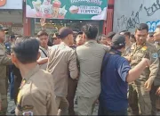 Satpol PP Bersama Dishub Tertibkan PKL di Jalan Kartini