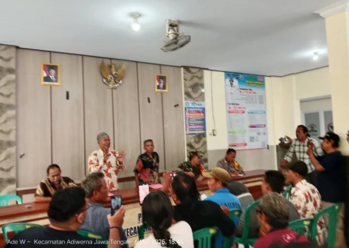 Sekdes Ujungrusi selingkuh