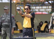 Kapolres Tegal Dorong Peningkatan Profesionalisme Lewat Latihan Menembak