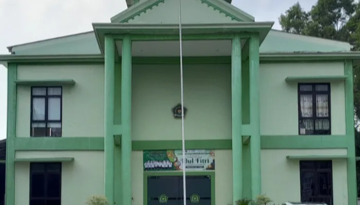 PT Nawasena Emas Cemerlang, Nur Fitriani’s company, failed to send Hajj pilgrims