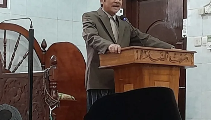 Pesan Dr. (HC) H Muhadi Setiabudi Saat Khutbah Jumat di Ketemberan Tegalsari