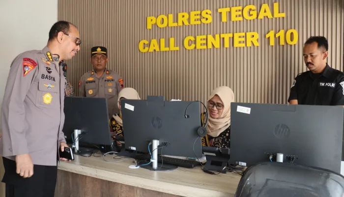 Polda Jateng Supervisi Layanan Call Center 110 di Polres Tegal