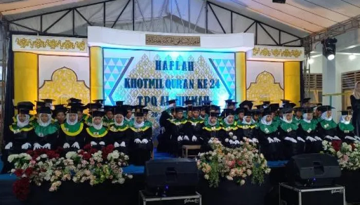 Puluhan Santri TPQ Al Hikmah Kota Tegal Ikuti Haflah Khotmil Qur’an ke-24