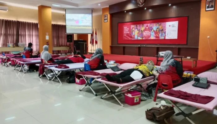 PMI Kabupaten Tegal Gelar Bakti Sosial Donor Darah, Targetkan 400 Kantong untuk Kemanusiaan