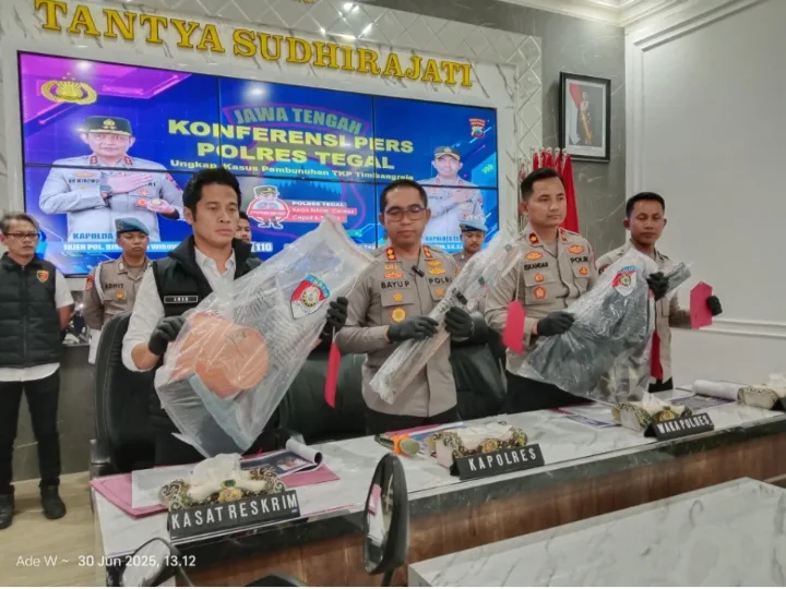 Konferensi pers Polres Tegal