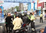 Terjaring Razia Ratusan Pengendara Kena Tilang, Helm Masih Jadi Masalah Utama