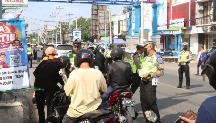 Terjaring Razia Ratusan Pengendara Kena Tilang, Helm Masih Jadi Masalah Utama