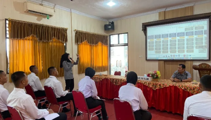 Siap Jadi Penjaga Gawang Lapas, Kalapas Slawi Gembleng Langsung CPNS Baru