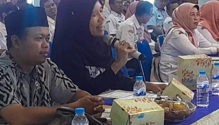 Nur Fitriani “Haji Tanpa Antri”, Hadiri Rakor Penanganan Rob Kota Tegal