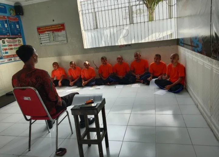Mapeling di Lapas Slawi