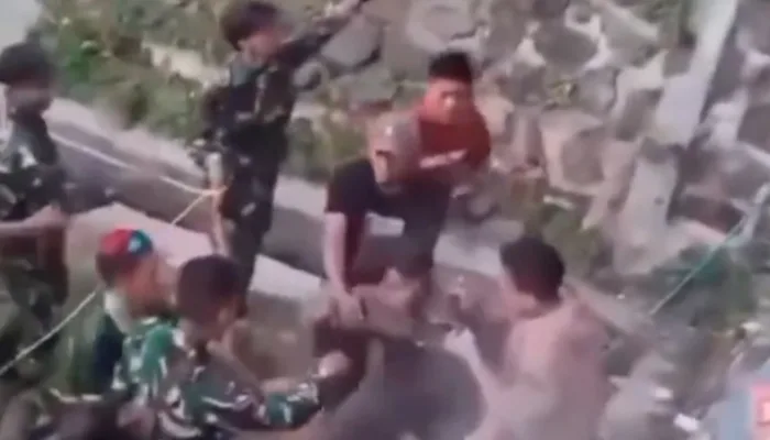 Kekacauan Tarkam di Tegal, Anggota TNI Terjatuh dalam Pusaran Massa