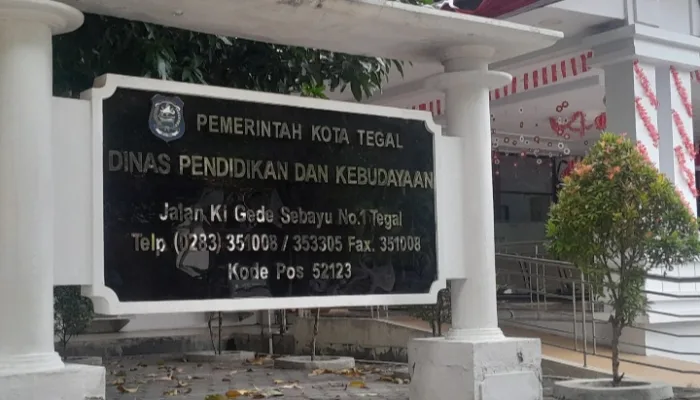 Kadisdik Kota Tegal Bantah Adanya Dugaan Konspirasi Tender Smart Classroom