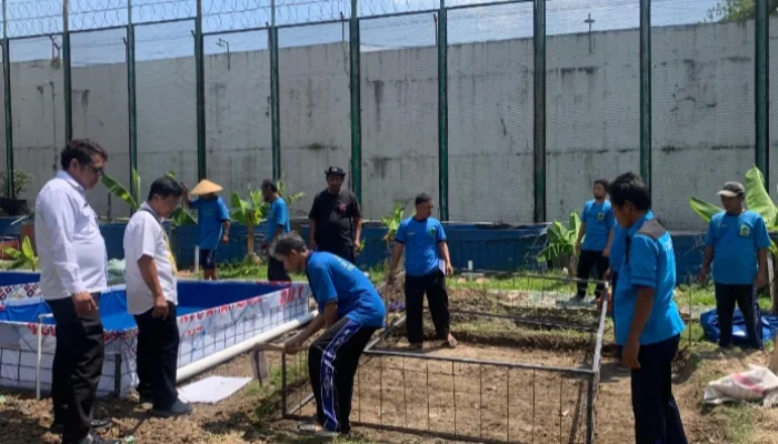 Dukung Ketahanan Pangan, Warga Binaan Lapas Slawi Diajari Budidaya Lele