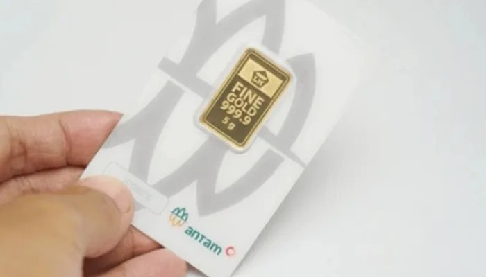Harga Emas Antam Tembus Rp2,06 Juta/Gram! Stok di Butik Ludes, Warga Berburu Logam Mulia