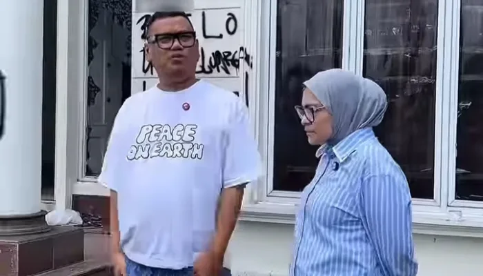 Kembali ke Rumahnya, Hancur Hati Uya Kuya, Peninggalan Anak-anak Hasil Keringat Dijarah