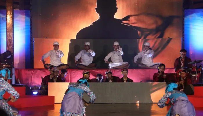 Kolosal Malang Sumirang – Kenduri Cinta Mbah Panggung, Tampil di Taman Mini