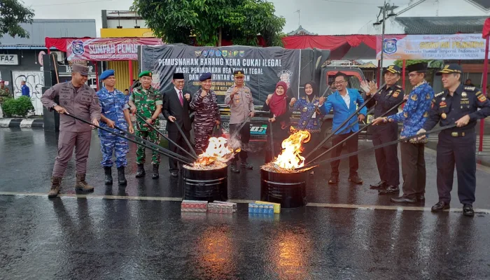 Bea Cukai dan Pemkot Tegal Musnahkan 5.267.876 Batang Rokok Ilegal
