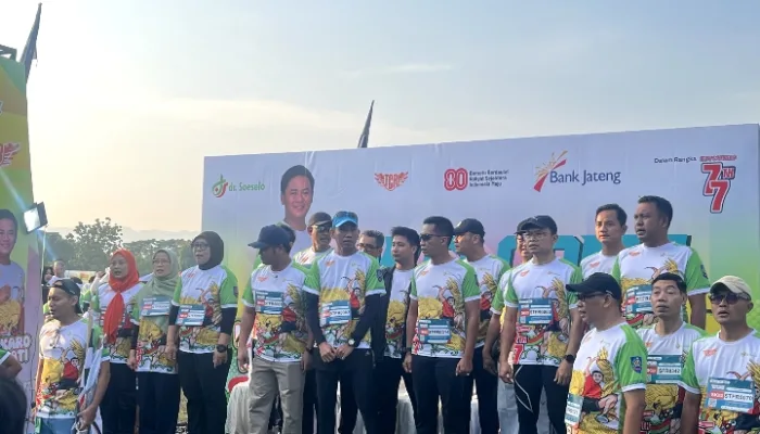 Perkuat Sinergi dan Gaya Hidup Sehat, Kalapas Slawi Ikut Meriahkan RS Soeselo Fun Run 2025