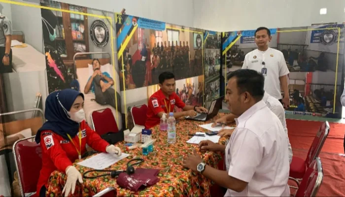 Donor Darah untuk Kemanusiaan Warnai Hari Bhakti Kemenimipas ke-1 di Lapas Slawi