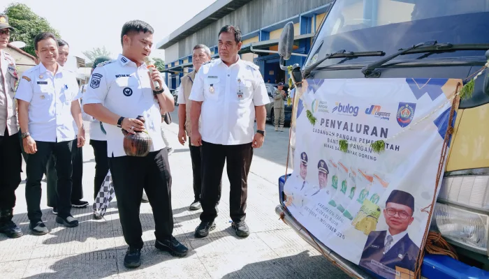 Bansos Gratis Mulai Disalurkan, Bupati Tegal Ingatkan Aparat Desa: Jangan Berani Pungli