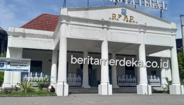 DPRD Kota Tegal Serempak Sahkan APBD 2026