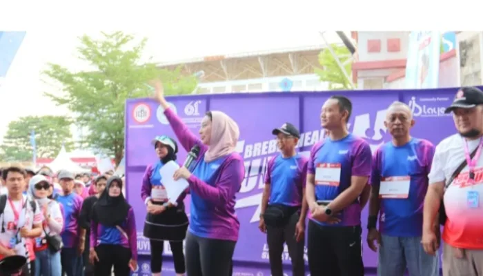 Lepas Peserta Healthy Fun Run, Bupati Brebes Sebut Kesehatan adalah Investasi