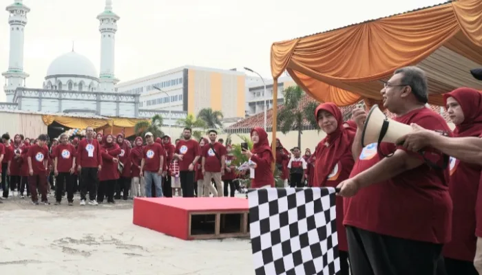 HUT ke-34 RSUI Harapan Anda Tegal, Ribuan Pegawai dan Keluarga Meriahkan Fun Walk