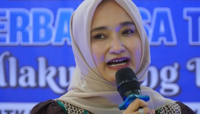 Semarak Hari Ibu Lomba Line Dance, Kota Tegal Digoyang “Mlaku-Mlaku Nang Kotaku”