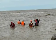 Liburan Berujung Duka, Pemuda 24 Tahun Hilang Terseret Ombak di Pantai Larangan Kramat