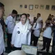 Warga Desa Kemurang Mendapat Pelayanan. Gratis Kesehatan dan Adminduk.
