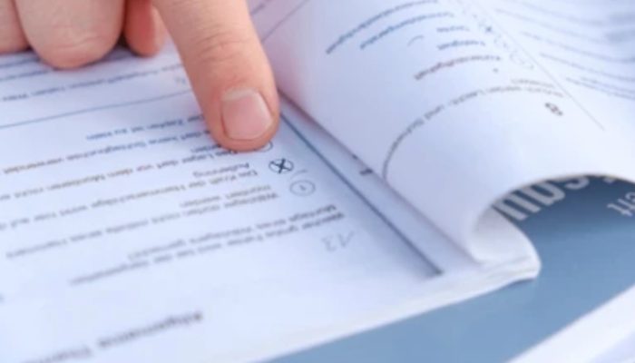 Bisnis LKS di Sekolah: Praktik Lama yang Masih Membebani Orang Tua