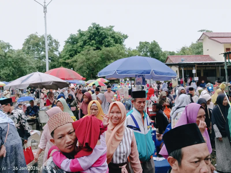 Ribuan Jamaah Tumpah Ruah, Haul ke-76 KH Sholeh di Pesarean Jadi Magnet Spiritual dan Ekonomi