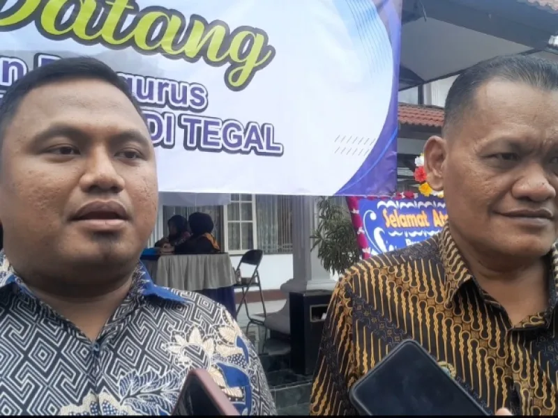 Dwi Hendra Saputro Resmi Dilantik sebagai Ketua PBH Peradi Kota Tegal