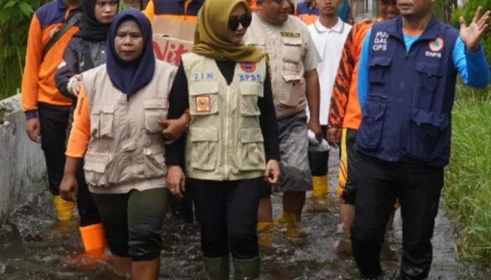 Tinjau Banjir di Krandon, Wakil Wali Kota Tegal Minta Penanganan Komprehensif Antar Daerah