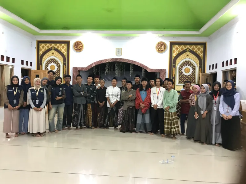 Mahasiswa KKN Gelar Penyuluhan Solusi Pertanian Ramah Lingkungan (Biosaka) di Pondok Pesantren Manarotul Huda