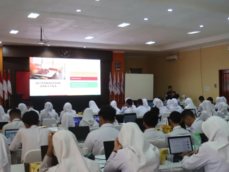 100 Pelajar Tegal Ditempa Jadi Generasi Melek AI, Polres Tegal Jadi Pilot Project