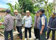 Wakil Bupati Brebes  Meninjau Jembatan Liongkrang