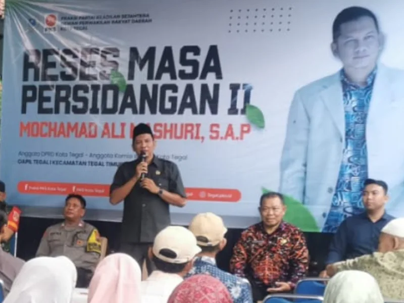 Reses Masa Persidangan II, M. Ali Mashuri Diminta Perjuangkan Perbaikan Infrastruktur Jalan